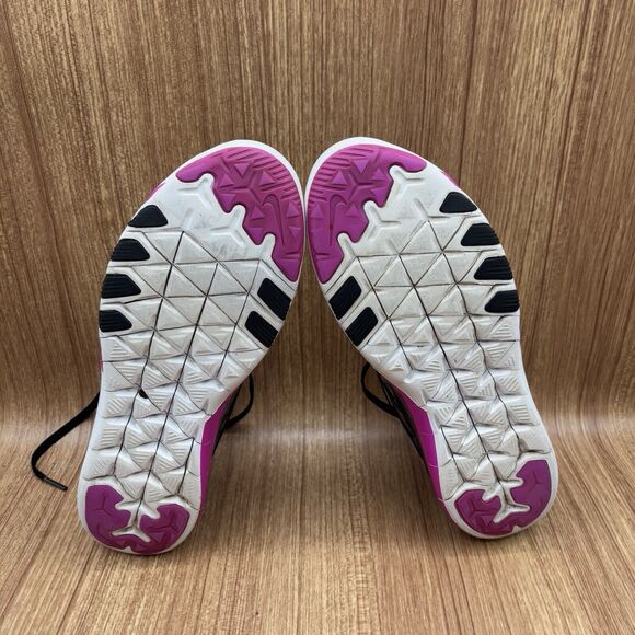 Nike Free TR 6 Women's Running Shoe Multi color Print Size 6.5 Sneakers - Picture 6 of 9